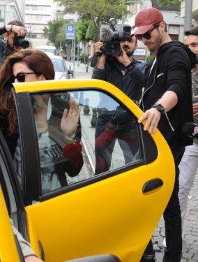 Kıvanç Tatlıtuğ sevgilisiyle Nişantaşı'nda 