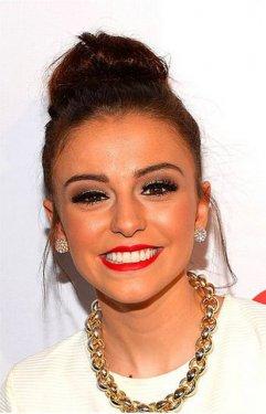 Sadece dişlerin değişimi ile evrim geçiren ünlüler