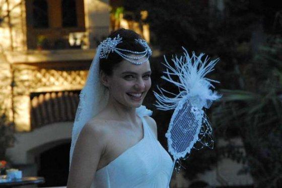 Nil Karaibrahimgil oğlunun ilk fotoğrafını yayınladı