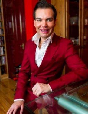 Barbie sevgilisine benzemek için değişti 