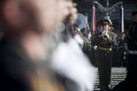 Kızıl Meydan'da gövde gösterisi