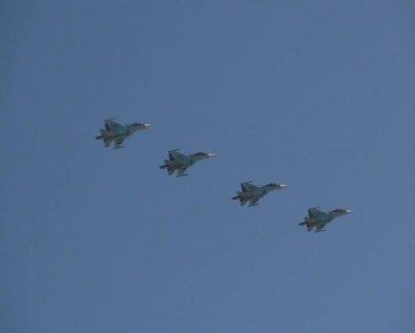 Kızıl Meydan'da gövde gösterisi