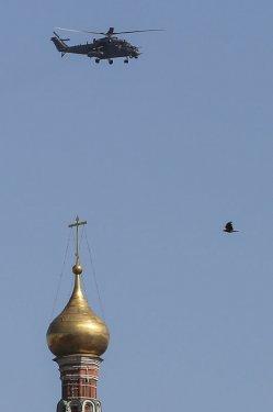 Kızıl Meydan'da gövde gösterisi