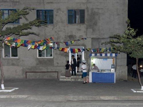 Dünyanın en otoriter ülkelerinden olan Kuzey Kore halkı 