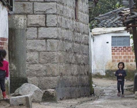 Dünyanın en otoriter ülkelerinden olan Kuzey Kore halkı 