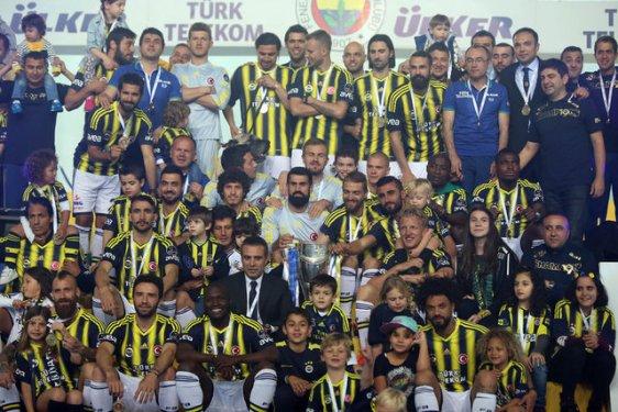 Fenerbahçe'nin şampiyonluk kutlamaları
