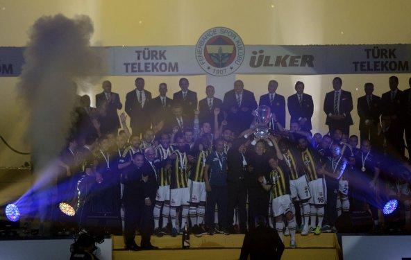 Fenerbahçe'nin şampiyonluk kutlamaları