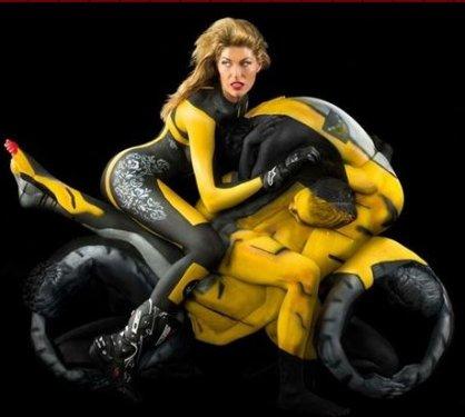 Vücut boyama sanatı sınır tanımıyor 