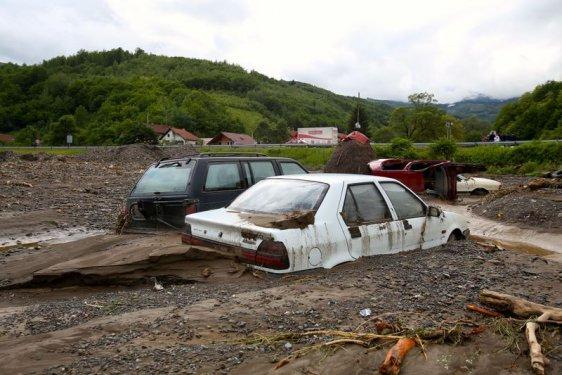 Bosna'da son yılların en büyük sel felaketi