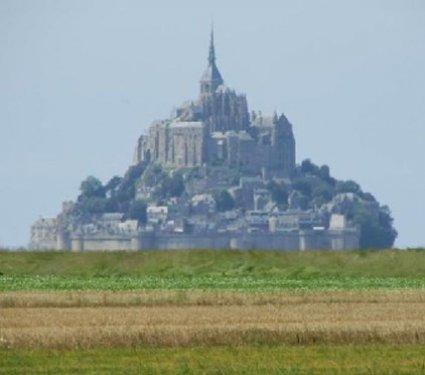 Denizin ortasındaki şehirde sadece 43 kişi yaşıyor