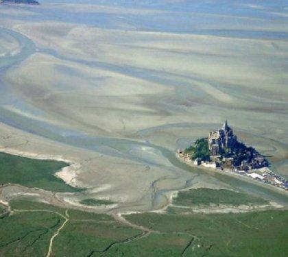 Denizin ortasındaki şehirde sadece 43 kişi yaşıyor