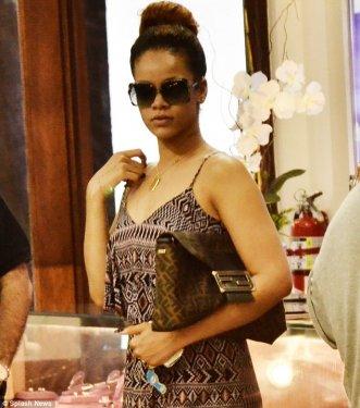 Rihanna karnavalda - Resim 3