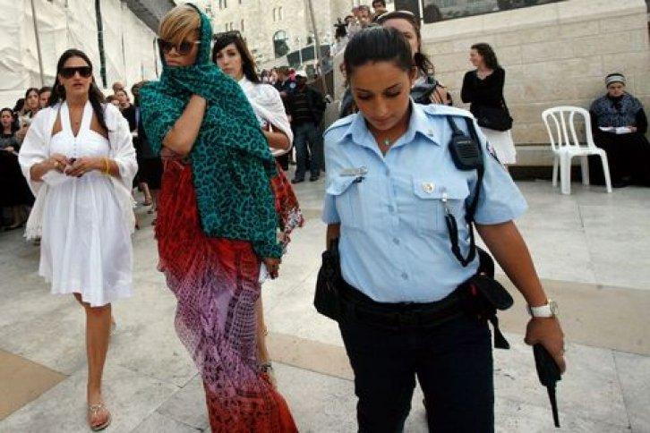 Rihanna Tel Aviv'de  - Resim 1