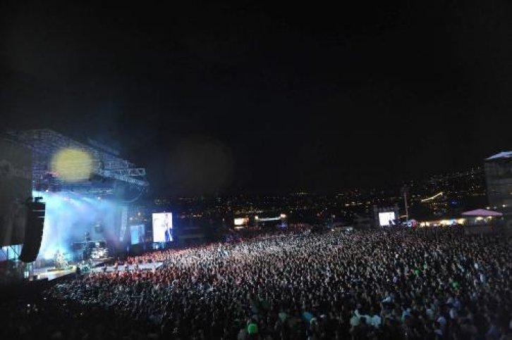 Rihanna İstanbul'u salladı - Resim 40