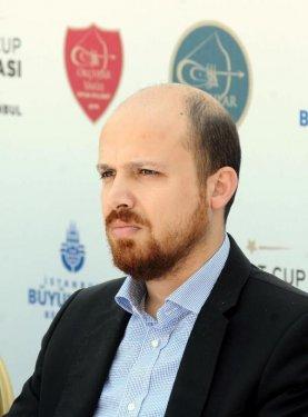 Bilal Erdoğan Okçular Tekkesi'nde ok atışı yaptı