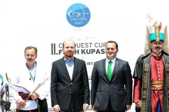 Bilal Erdoğan Okçular Tekkesi'nde ok atışı yaptı