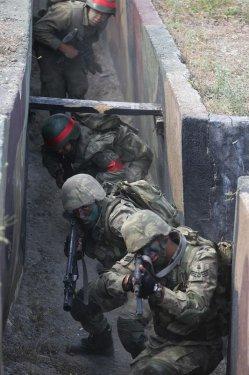 Efes-2014 tatbikatı nefes kesiyor