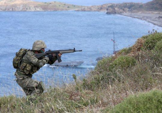 Efes-2014 tatbikatı nefes kesiyor