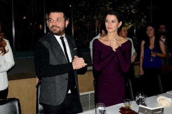 Kenan Doğulu ile Beren Saat bar açıyor