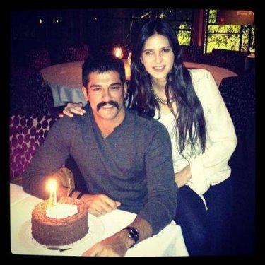 Burak Özçivit ile Ceylan Çapa ayrıldı