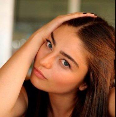 Özcan Deniz'in yeni yıldızı Ayça Ayşin Turan