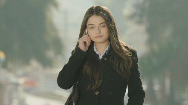 Özcan Deniz'in yeni yıldızı Ayça Ayşin Turan