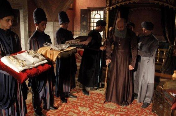 Muhteşem Yüzyıl nefes kesecek son bölümüyle  veda ediyor