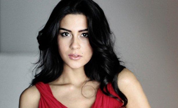 Oyuncu Şahin Irmak'ın aşkı Asena Tuğal sezonu açtı