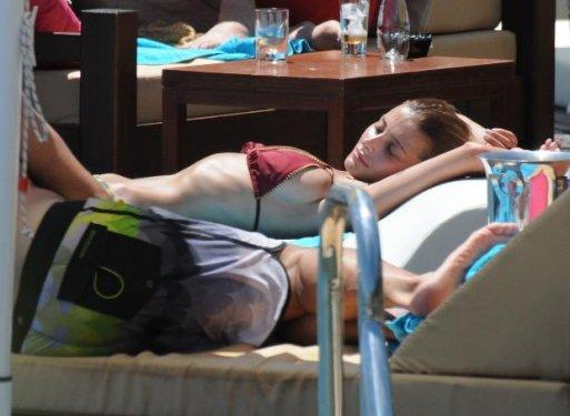 Özge Ulusoy Bodrum sezonunu açtı