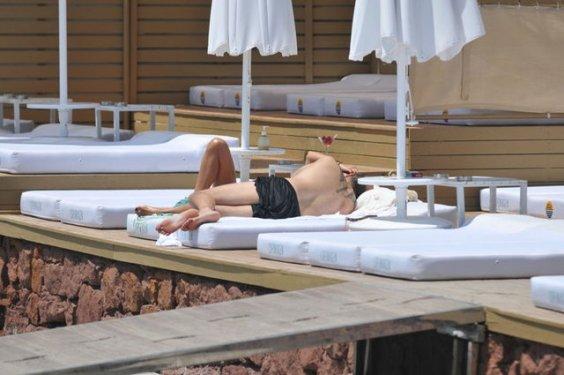 Ivana Sert sevgilisiyle tatilde