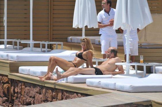 Ivana Sert sevgilisiyle tatilde