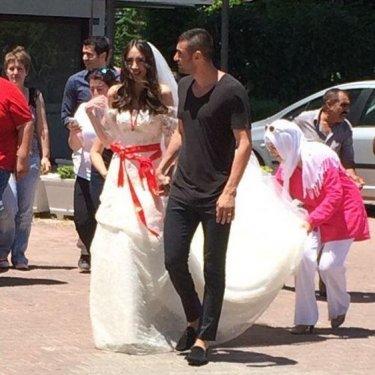 Burak Yılmaz gelini aldı