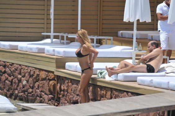 Ivana Sert sevgilisiyle tatilde