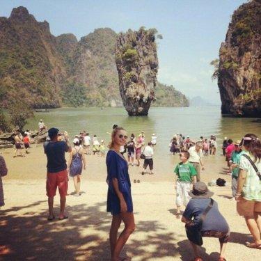 Ece Erken sevgilisine ayağını öptürdü 