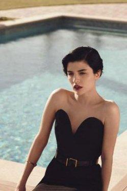 Gonca Vuslateri türbanlı hali şaşırttı