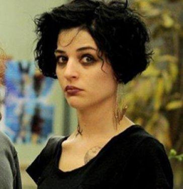 Gonca Vuslateri türbanlı hali şaşırttı