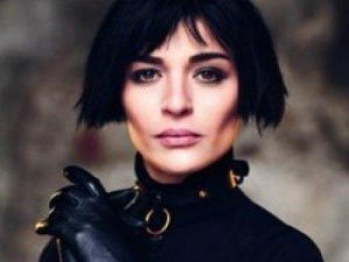 Gonca Vuslateri türbanlı hali şaşırttı