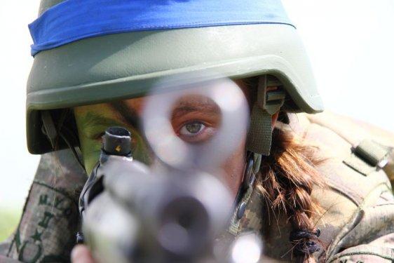 Vatan savunmaya aday kadın astsubaylar