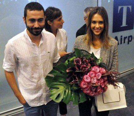 Magnum'un reklam yüzü Jessica Alba İstanbul'da