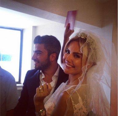 Ece Erken muradına erdi