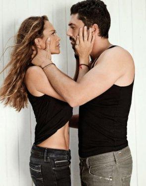 Klipteki göbekten sonra plajdaki göbek şaşırttı