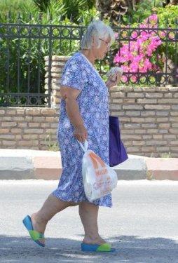 Gülben Ergen çocuklarıyla tatilde