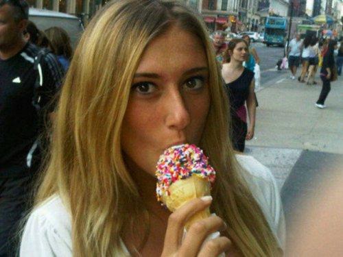 Acun Ilıcalı sevgilisi Şeyma Subaşı ve kızı Melisa ile Bodrum'da 