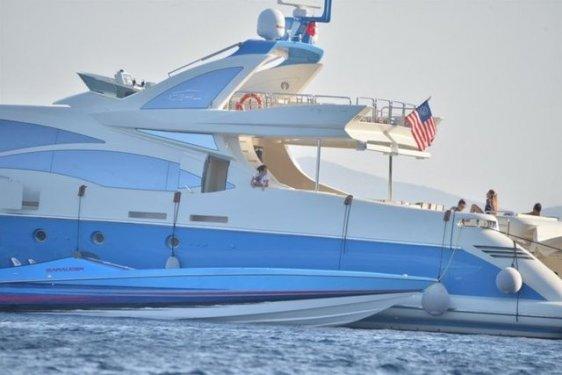 Acun Ilıcalı sevgilisi Şeyma Subaşı ve kızı Melisa ile Bodrum'da 