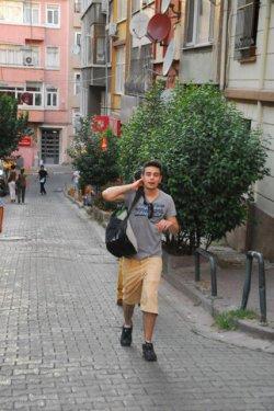 Ameliyatla erkek olan oyuncu Rüzgar Erkoçlar sessizliğini bozdu