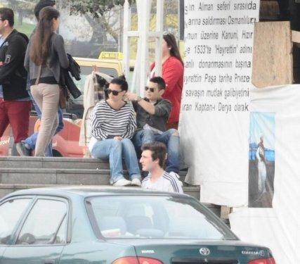 Ameliyatla erkek olan oyuncu Rüzgar Erkoçlar sessizliğini bozdu