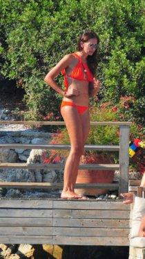 Mustafa Sandal ve eşi Emina Bodrum’da aşk tazeliyor