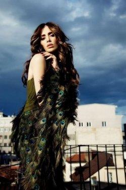 Mustafa Sandal ve eşi Emina Bodrum’da aşk tazeliyor