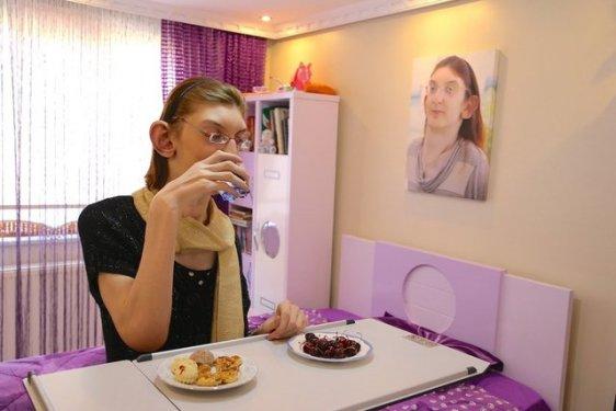 Dünyanın en uzun boylu kızı Rümeysa