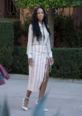 Çılgınlıkta sınır tanımayan şarkıcı Rihanna